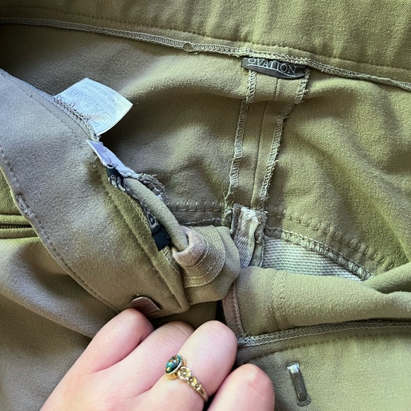 Ovation Tan Riding Breeches - Picture 3 of 4